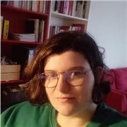 Etudiante en Anglais et de nationalité anglaise qui pourrait aider pour tout cours d'anglais de niveau Primaire jusqu'en Terminal
